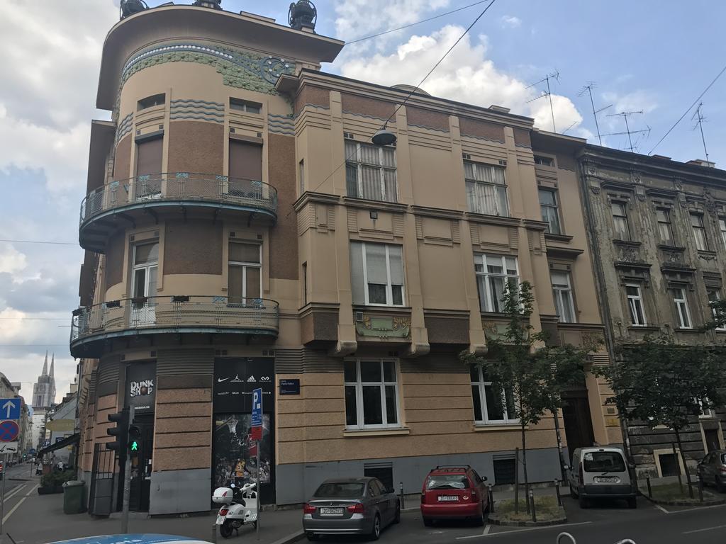 Loox Apartments Hatzova Zagreb Buitenkant foto